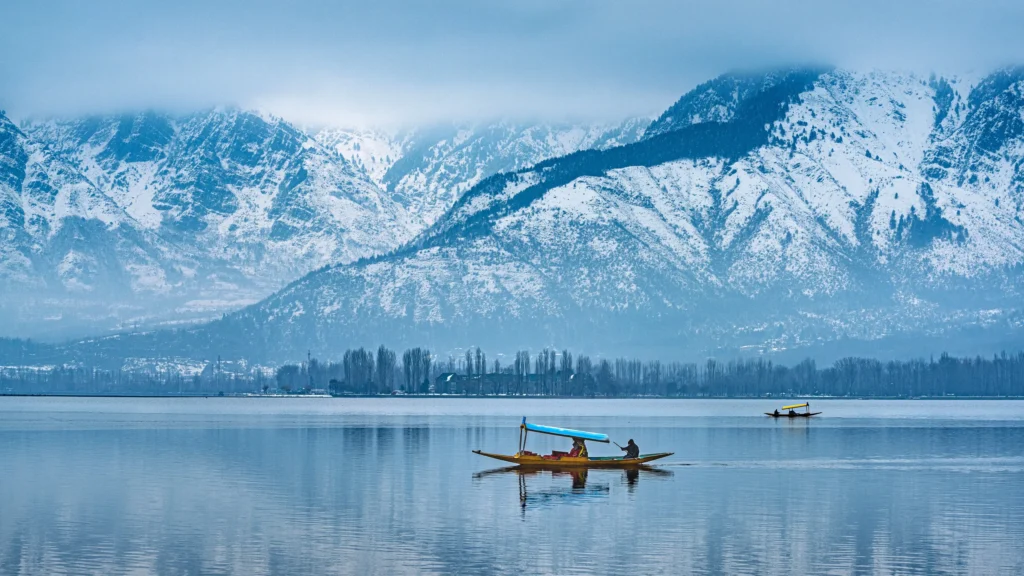 DalLake_GettyImages-1323846766